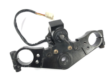 Kawasaki ZX -10 ZXT00B [1990] - Locksmith com o Fork Bridge na trava do capacete de trava de trava do tanque superior - 0