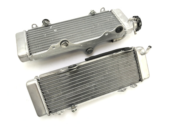 Husqvarna SM 630 A4 [2010] - Kühler Wasserkühler rechts und links Paar