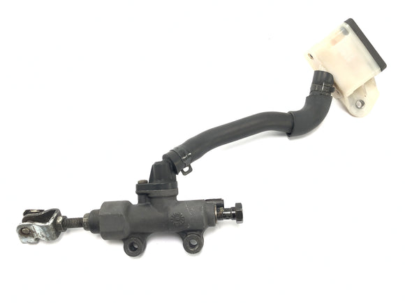 Honda NSR 125 JC22 [1998] - Тормозный насос на задней основной тормозной тормозной тормозной системе