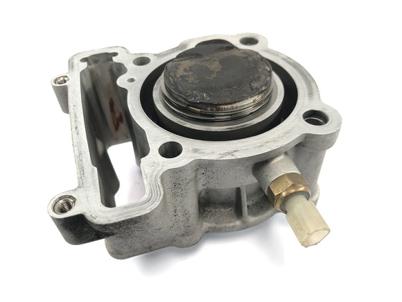 SWM SM 125 R [2018] - ピストン付きシリンダー