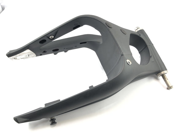 Triumph Street Triple R 675 D67LD [2010] - свинг -качание задних колес