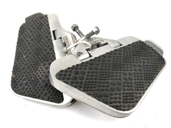 Honda GL 500 Silverwing PC02 [1982] - Freeboard Footplate Driver Set -par