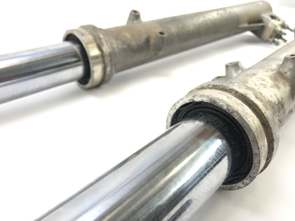 Yamaha XT 500 1U6 [1981] - vidlička vidlice Telegabel s osou