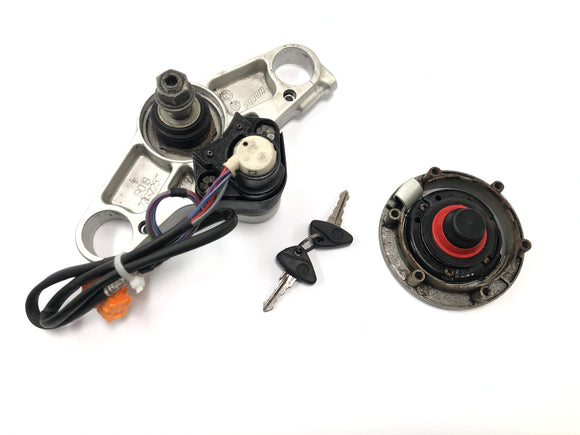 BMW K 1200 GT K12 [2003] - イグニッション ロックとタンク ロック付きトップ フォーク ブリッジ