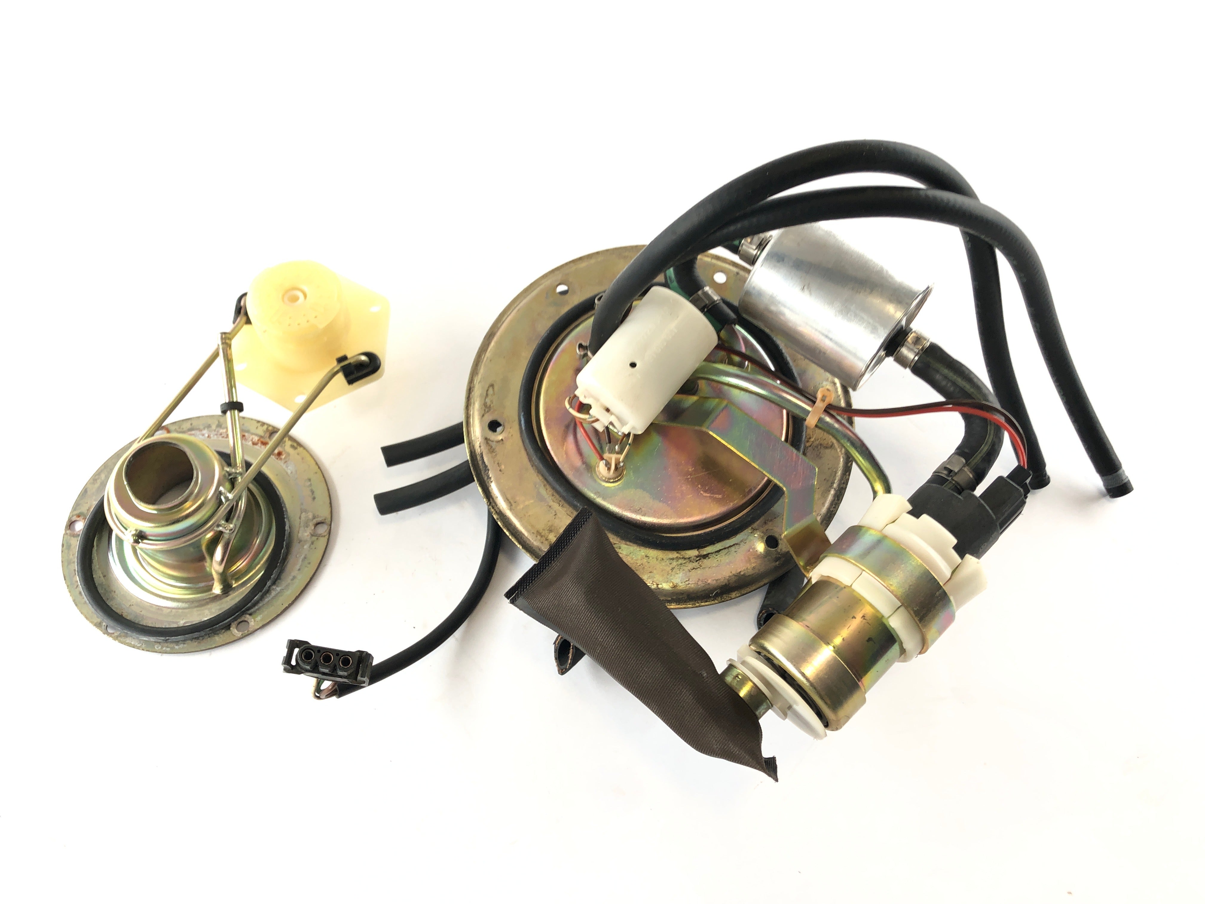 BMW R 1150 R R21 [2002] - Fuel pump with filler neck