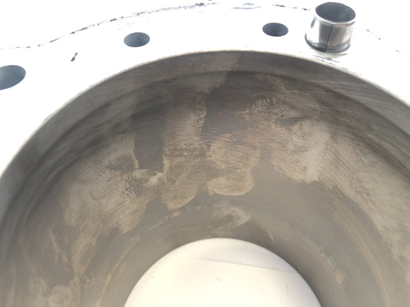 BMW R 1150 RT R22 [2001] - 右側にピストンが付いたシリンダー