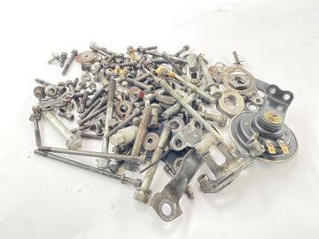 Yamaha XT 600 ZTénéré1VJ[1986]  - ネジと残留部品が複雑化されています - 0