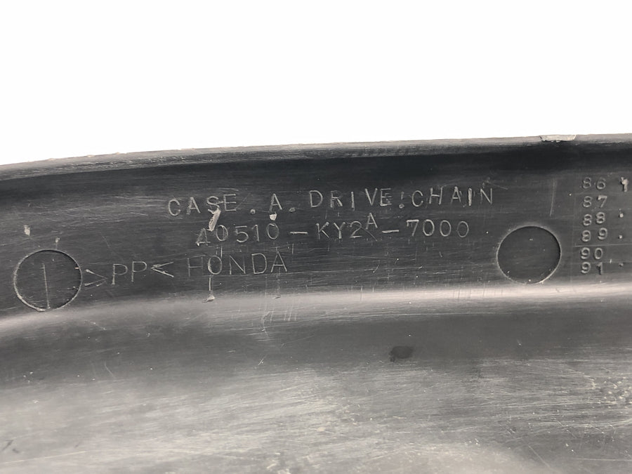 Honda CBR 900 RR Fireblade SC33 [2000] - Osłona łańcucha osłona łańcucha