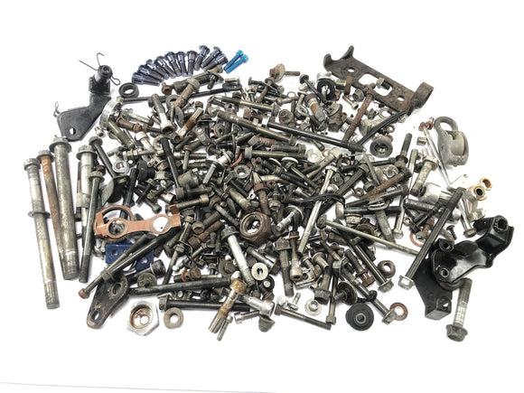 スズキ GSX-R 1100W GU75 C [1994] - 残りのパーツとネジ混合ロット