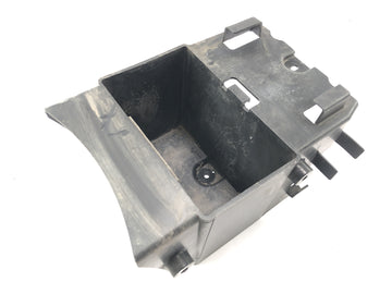 川崎VN 1500クラシックVNT50D [2001]  - バッテリーボックスバッテリー屋根