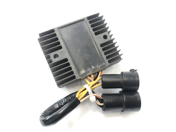 Kawasaki ZX 12 R ZXT20A [2001] - Regulátor