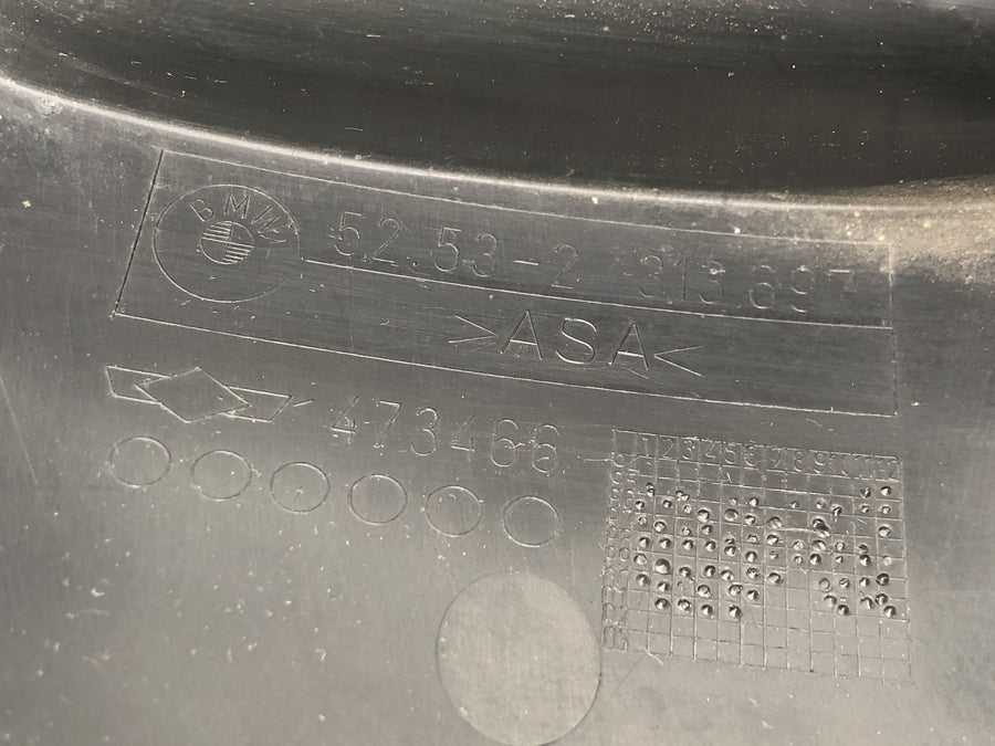 BMW R 1150 RT R22 [2001] - Fairing cover maintenance flap on the left