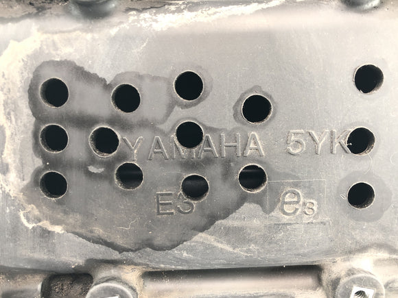 Yamaha MT 03 RM02 [2007] - skříň vzduchového filtru skříň vzduchového filtru airbox