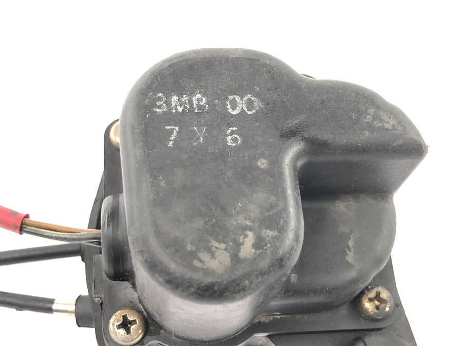 Sachs ZX 125 [1998] - Siłownik sterowania wydechem za pomocą cięgien Bowdena