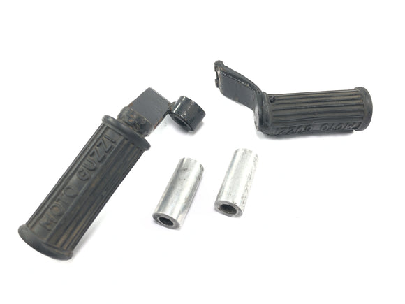 Moto Guzzi V7 Special [1971] - Fußrasten vorne Fahrerfußrasten