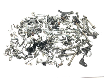 Yamaha MT07 RM04 [2014] - Restteile und Schrauben Konvolut Kleinteile