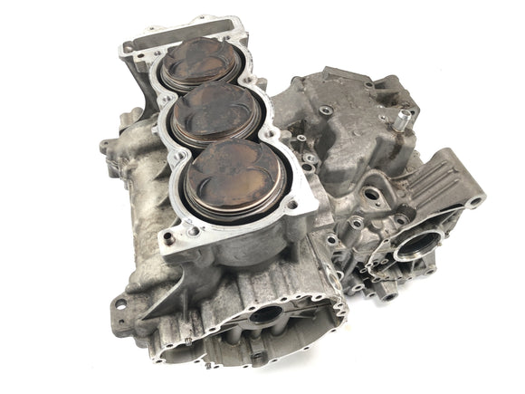 Triumph Sprint St 1050 [2005] - Blok krytu motoru prázdného krytu s pístem