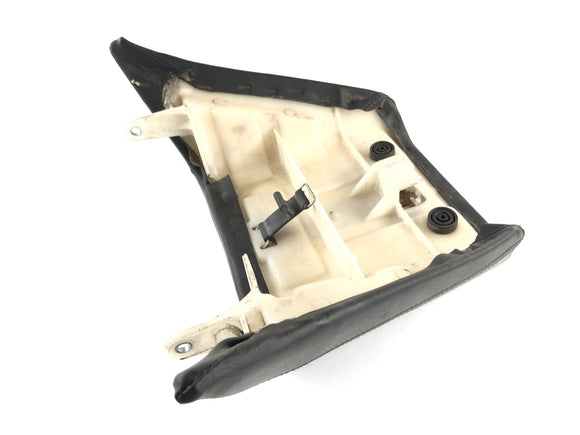 Yamaha V Max 1200 2WE [1996] - 后座长凳