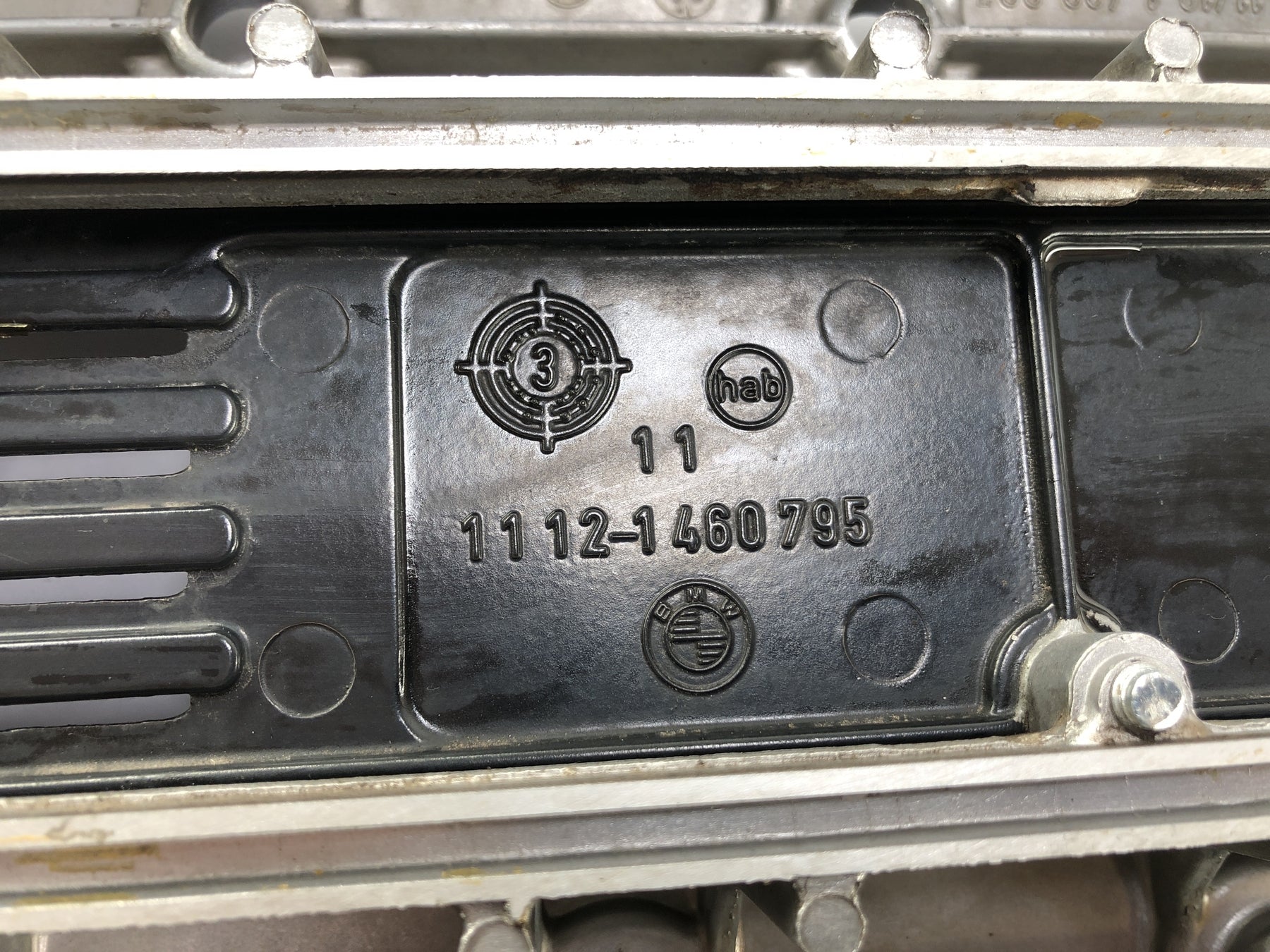 BMW K 100 RT [1988] - Valve cover engine cover