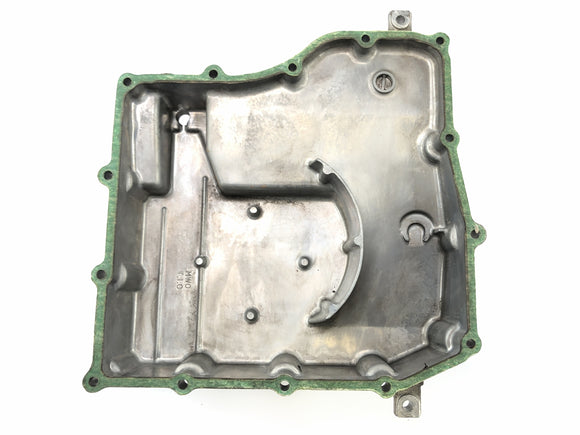 Honda CBR 900 RR SC28 [1994] - крышка нефтяной поддоны ниже