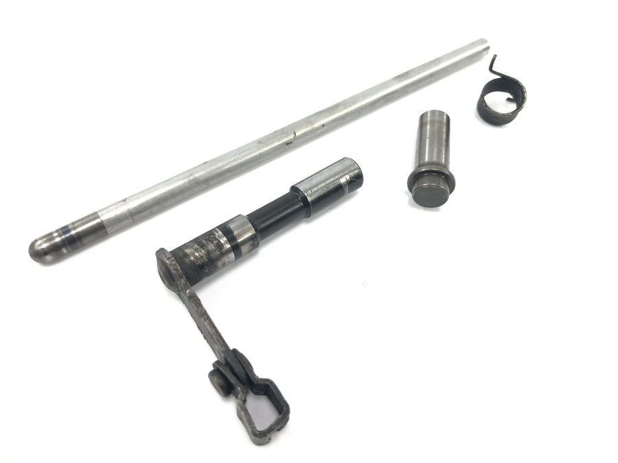 ホンダ XL 600 RM PD03 [1985] - クラッチスレーブレバー、クラッチプッシュロッドクラッチレバー付き