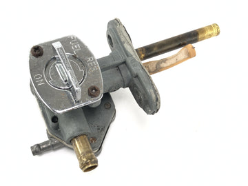 Kawasaki ZR7 ZR750F [1999] - Benzinhahn Kraftstoffhahn