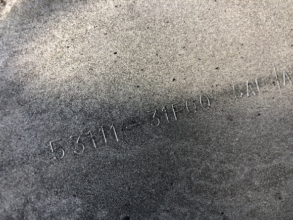 スズキGSF 1200 S Bandit WVA9 [2003]  - フロントフェンダーの前面にあるコットウィングス