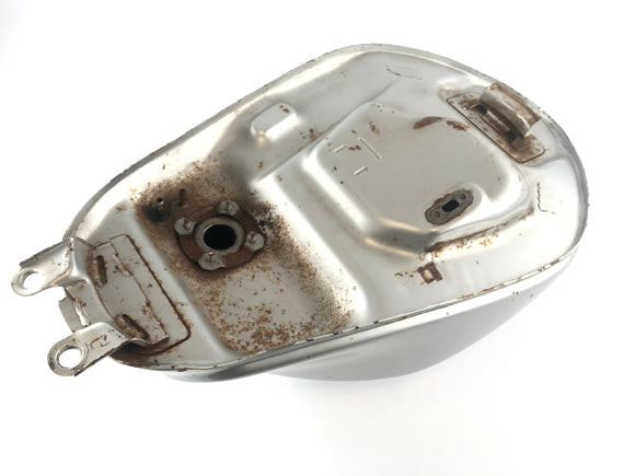 Suzuki GSF 1200 S Bandit WVA9 [2003] - Tank Benzintank mit Beule