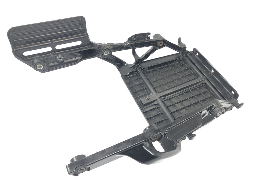 Yamaha XTZ 660 3YF [1992] – pakiraami tagumine pakiraami kandeplaat