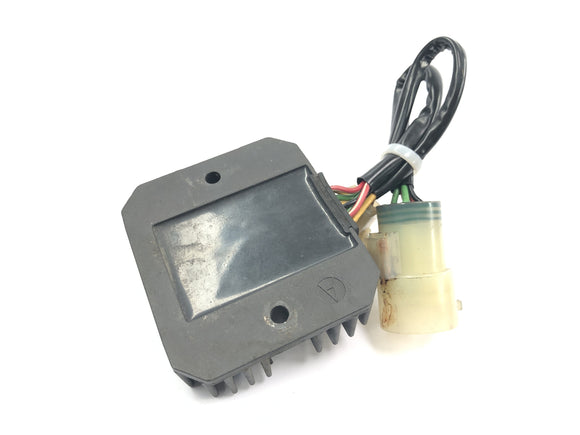 Honda XRV 750 Africa Twin RD04 [1990] - Spannungsregler Gleichrichter Laderegler