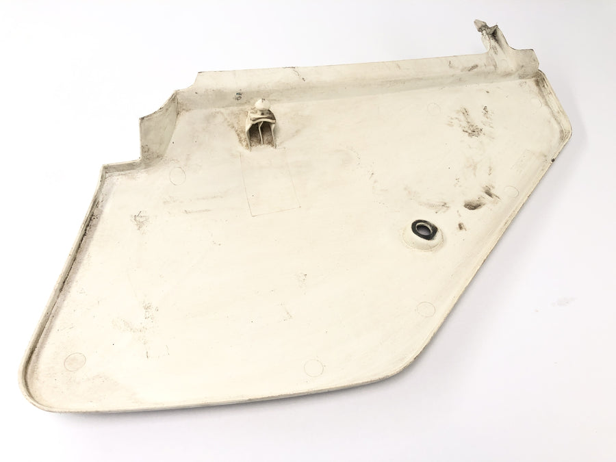 Suzuki DR 350 SK42B [1991]  - 侧面覆层左覆盖盖