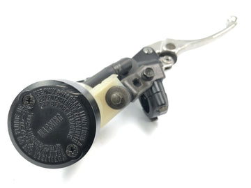 Honda CBR 900 RR SC28 [1994] - Тормозный насос в переднем тормозном рычаге - 0