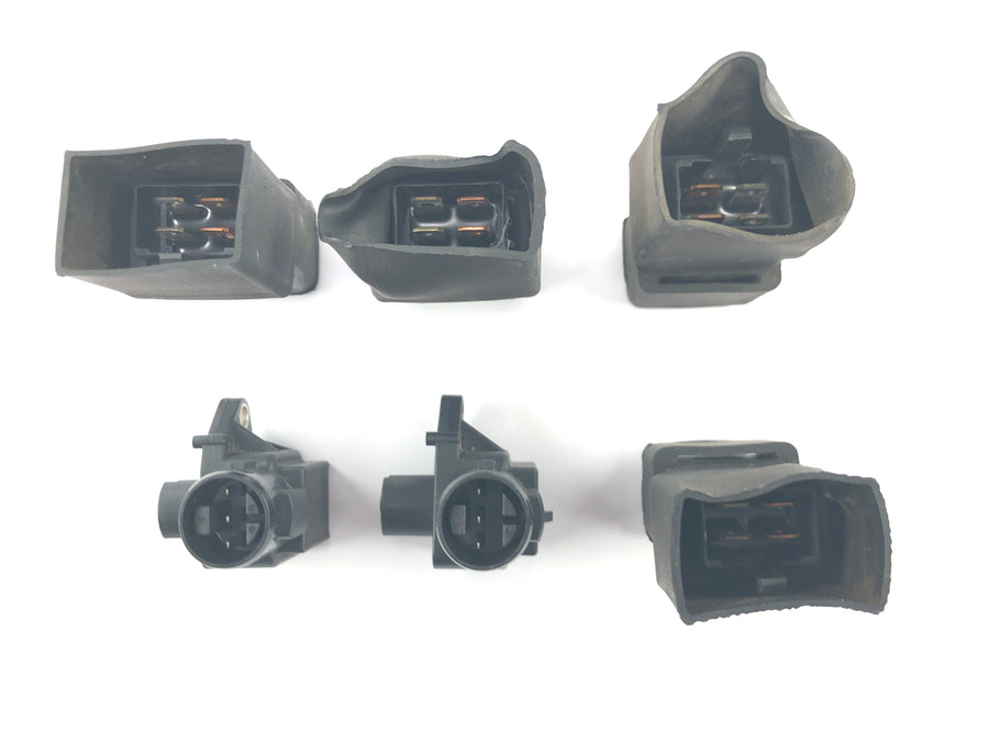 Honda VFR 800 FI RC46 [1999] - sensorer og relæer bundt