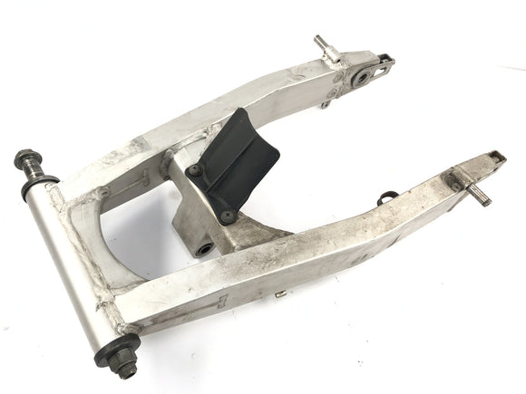 Suzuki GSX R 1100 GV73B [1990] - Schwinge achterwielzwaai