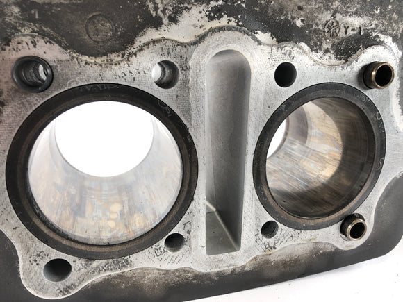 Yamaha XS 400 2A2 [1982] - válec s písty