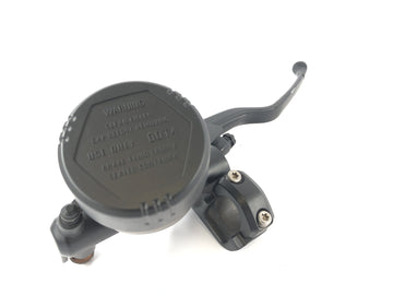 BMW K 1300 S K12S [2010]  - 右侧刹车泵上的车把配件