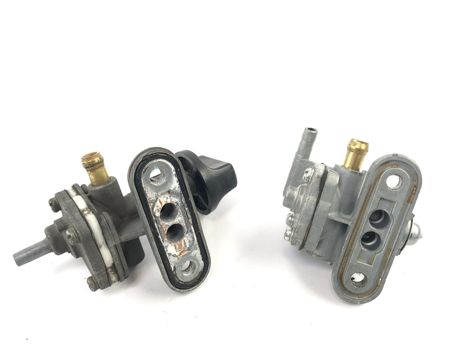 Ducati 900 SS [1991] - Petrol Tap Set Couple