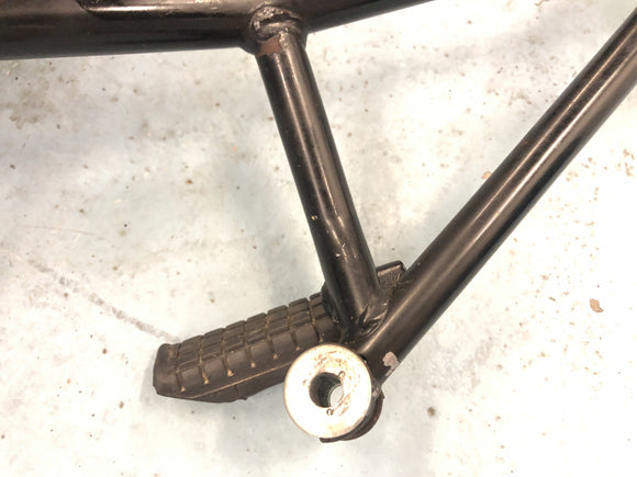 Honda CB 750 RC42 [1996] - рама с бумагами