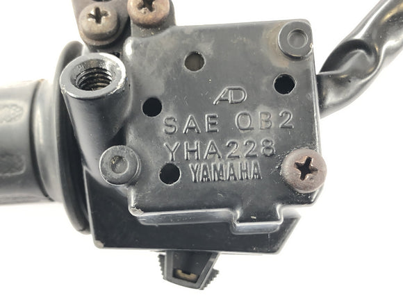 Yamaha RZ 250 R 29L [大约。 250 ypvs]  - 右燃气手柄上的车把配件车把开关
