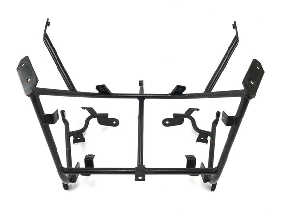 Triumph Daytona 900 T300 [1993] - Suporte de desolação de revestimento da frente na frente