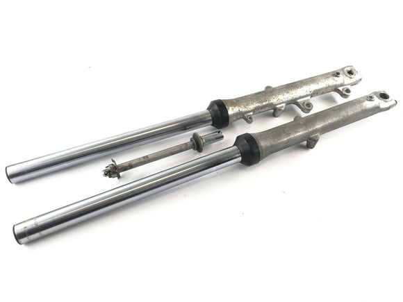 Yamaha XS 400 2A2 [1982]  - 軸付きテレガベル