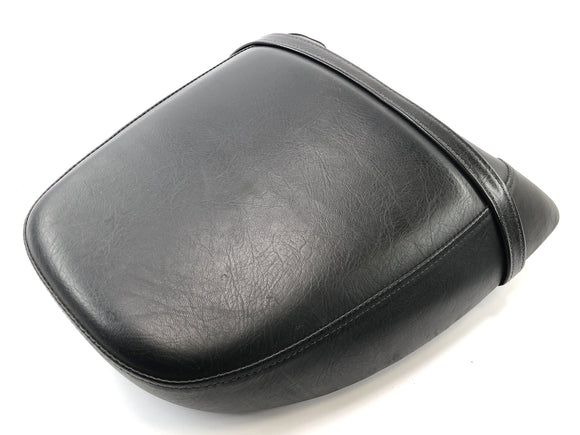 Suzuki VZ 1500 WVCU [2011] - Пассажирское сиденье на заднем сиденье