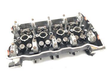 Kawasaki GPZ 1000 RX [1987] - Cylinderhuvudet är inte komplett