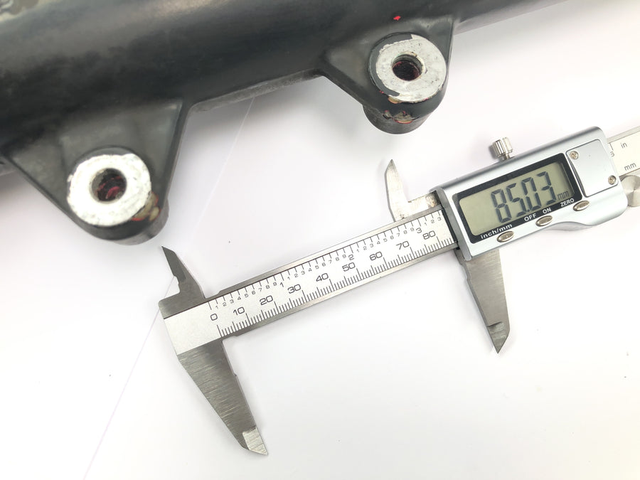 Suzuki GSX R 1100 GU74C [1987] - dakša ar ass teleskopisko dakšu priekšējā dakša 41 mm