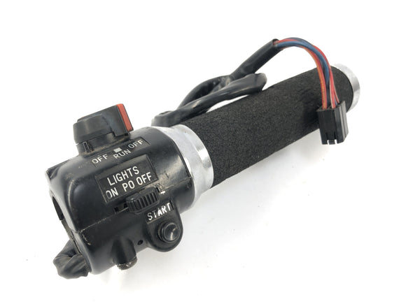 Yamaha XS 650 SE 3L1 [1979] - Ohjaustangon ohjaustangon kytkin oikeassa kaasukahvassa