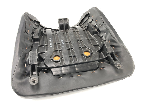 Honda CBR 900 RR SC28 [1994] - Kuljettajan istuinpenkki