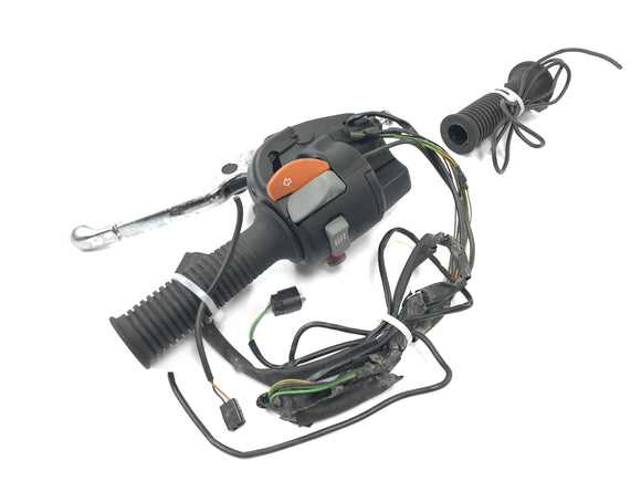 BMW R 1200 CL K30 [2003] - Styret tilpasset styresbryter til høyre med gasshåndtakets oppvarmingssett