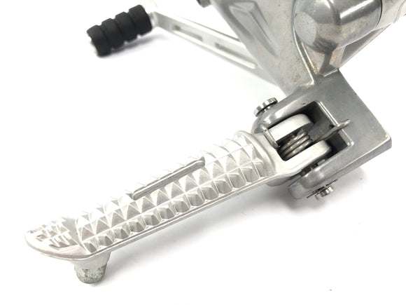 Triumph Street Triple R 675 D67LD [2010] - Driver do sistema de apoio para os pés à esquerda com pedal de comutação