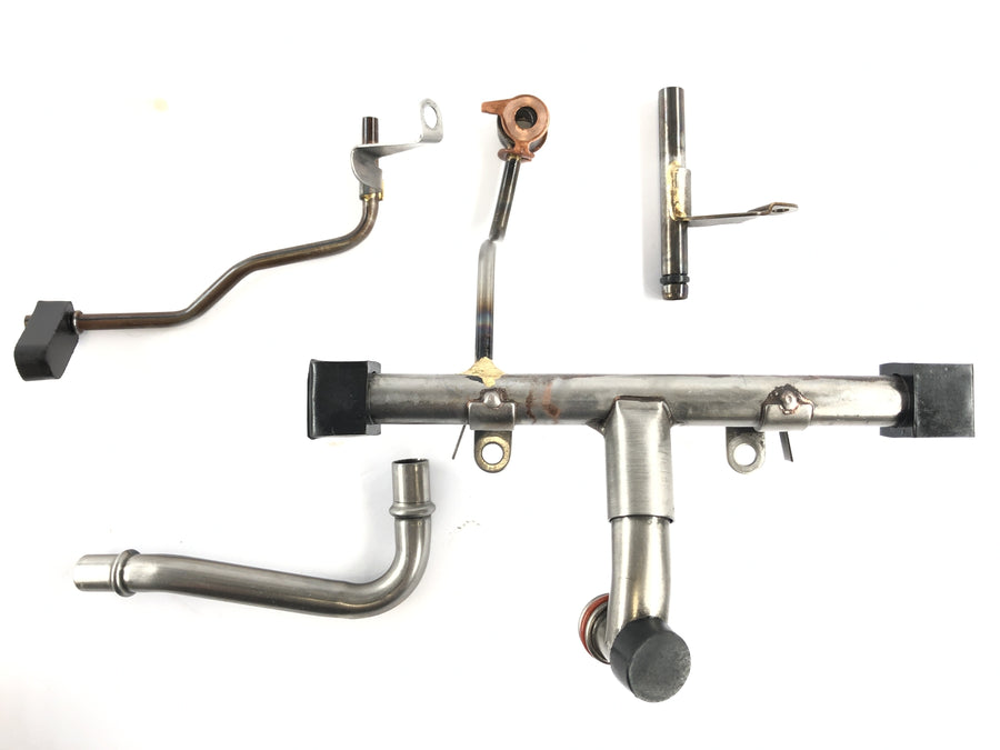Yamaha V Max 1200 2we [1996] - oil pump with oil pipes