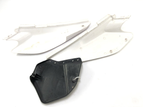 YAMAHA DT 125 DE06 [2005] - PAGINA KLEIDING AAN DE RECHTS EN LINK